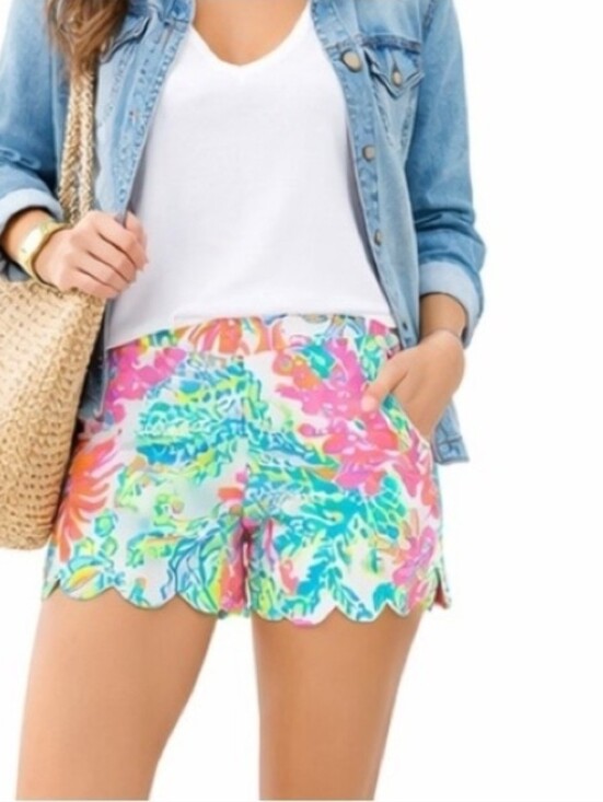 Lilly Pulitzer Pants - Lilly Pulitzer Buttercup Shorts Multi Sparkling Sands Size 4